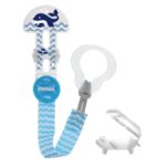 Stable et polyvalente comme jamais, la nouvelle attache MAM Clip peut être utilisée avec les différents types de sucettes et avec les autres accessoires pour bébé. Sans BPA. Pour les bébés dès le plus jeune âge. Pour le choix des couleurs, merci de nous contacter en cliquant sur le bouton whatsapp pour vous proposer les couleurs disponibles. Vous pouvez obtenir ce produit au magasin Bio Pour Bébés situé à Casablanca ou en livraison partout au Maroc.