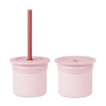 Gobelet 3en1 de 180ml avec deux couvercles et une paille Minikoioi en silicone pour bébés dès 6 mois et toute l’enfance. Gobelet 3en1 de 180ml avec deux couvercles et une paille Minikoioi en silicone pour bébés dès 6 mois et toute l’enfance. Avec sa taille adaptée aux petites mains et sa matière souple et incassable